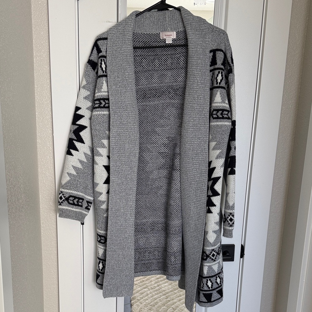 Gray Patterned Women's Cardigan